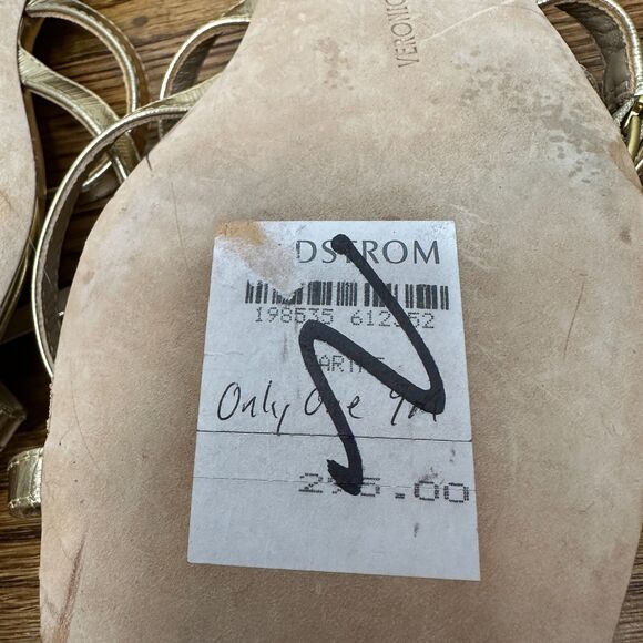 Veronica Beard Sandals Size 9 Marthe Gold Leather Strappy Thong Flat Luxury $295 - Picture 4 of 10